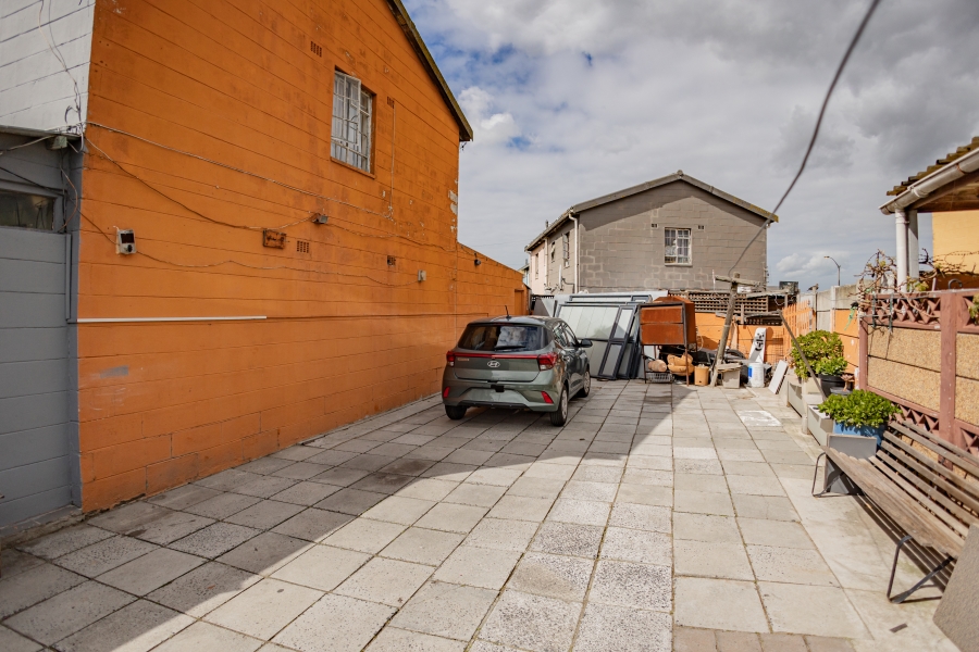 2 Bedroom Property for Sale in Connaught Estate Western Cape